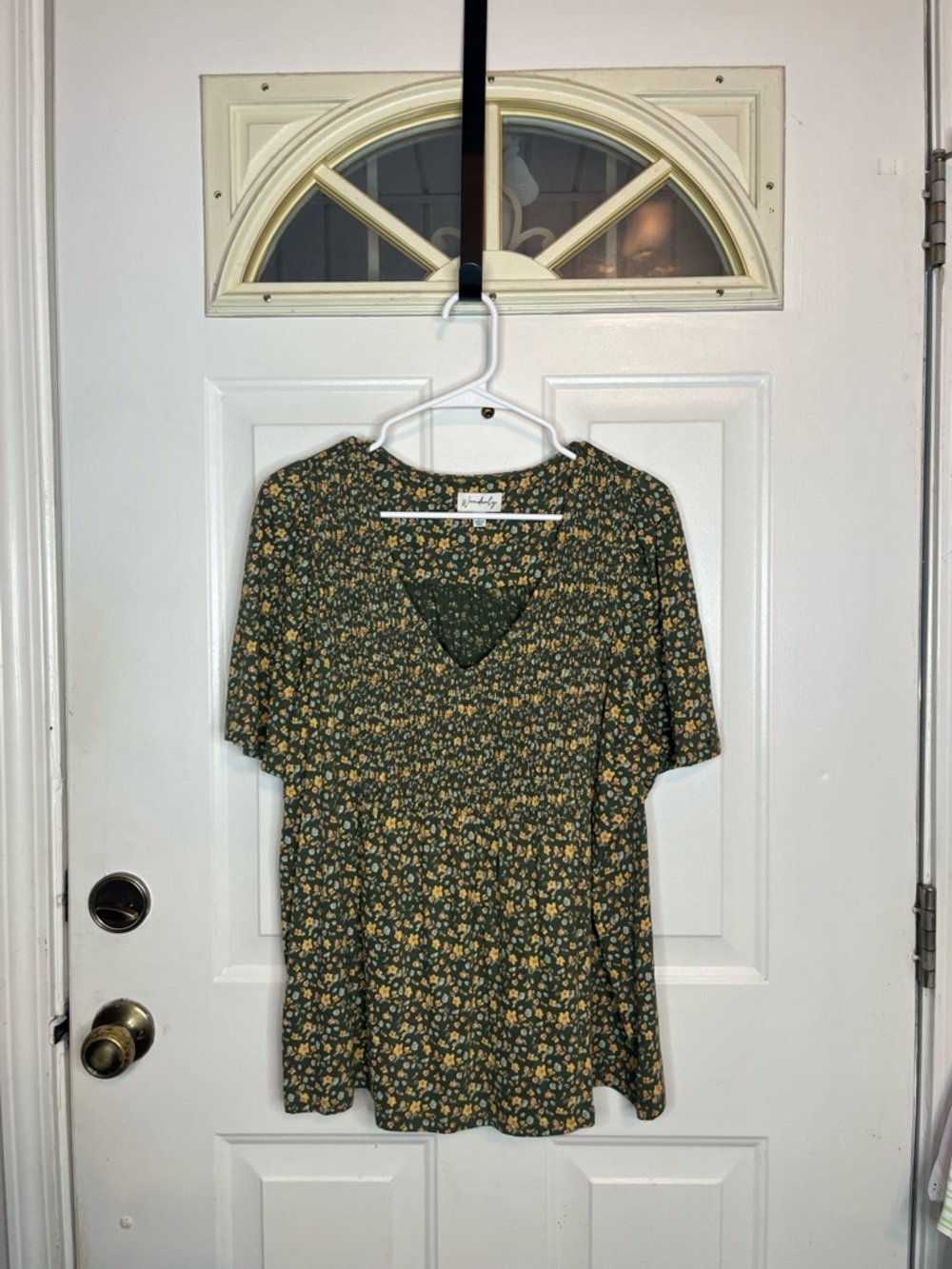Wonderly Green Floral Smocked-Waist Short Sleeve Tunic